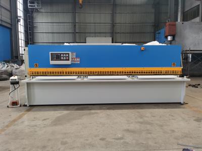 China Scherender Maschinen-Ausschnitt 4000mm QC12Y CNC Nc 6000mm 2500mm zu verkaufen