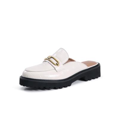 China Breathable Fashion trend British style casual half slippers white thick-soled outer wear Mules lazy shoes for sale