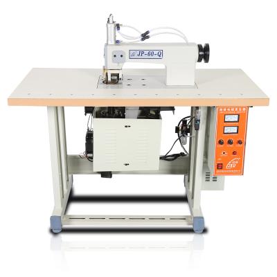 China Garment Shops Changzhou Jinpu Dual-motor Ultrasonic Lace Machine For Nonwoven Fabric Fabric Low Price for sale