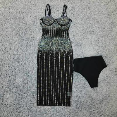 China 2021 Anti-wrinkle Newcomers Beading Iridescent Iridescent Beading Rhinestone Bodycon Dress F2308 Black and White for sale