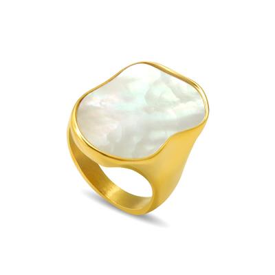 China FASHIONABLE 18K Gold Plated Women Outfits Irregular Pearl Thick Punk Stainless Steel Shell Jewelry Ring for sale