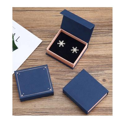 China Custom Luxury Paper Shape Cardboard Magnetic Jewelry Gift Packing Box Customize Logo Jewelry Necklace Set Packing Boxes for sale