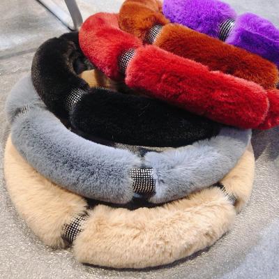 China 2022 Amazon sales promotion grily warm soft stitching perfectly fit fur fluffy car steering wheel cover for woman for sale