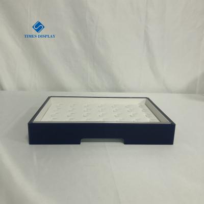 China Nice Design Diamond Rings Tray Display Tray Rack Jewelry Store Counter Luxury Design for sale