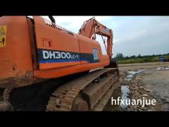 Weight 30 Tons Used Doosan 300 Excavator Made In China 10.1rpm Rotation Speed