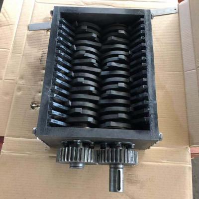 China Recycle Plastic Model 300x300 Scrap Wood/Rubber/Plastic/Cardboard Knife Box Chamber Machine Shredder Blade for sale