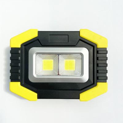 China Outdoor Camping Hiking Portable Mini Cob Outdoor Tent Light Walking Flashlight Off-Road Camping for sale