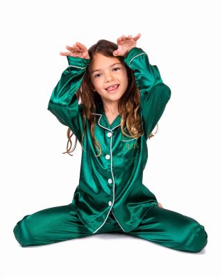 China WH4001 Wholesale unisex button QUICK DRY solid color kids sleepwear silky satin pajamas sets long sleeve satin sleep pajamas for sale