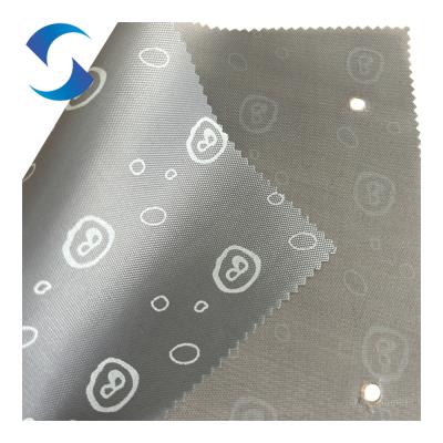 Chine 70gm Ripstop imperméable à l'eau 100Polyester Tissu de doublure pour sacs 210D tissu d'Oxford Résistant aux larmes à vendre