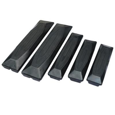 China D80A-12 Bulldozer Track Shoes Assy 154-32-01001 Rubber Track Shoe 450mm Breed Graafmachine Track Pads Te koop