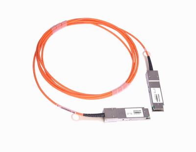 China Voltaje activo del cable óptico 3.3V del desbloqueo de QSFP con el cable de la longitud de los 3-100M en venta