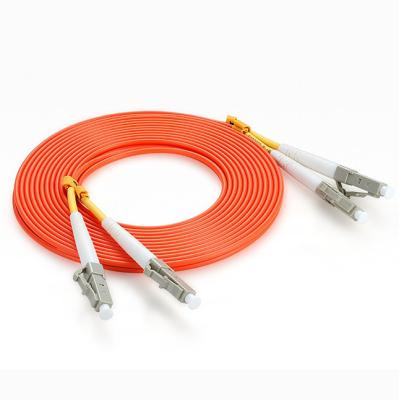 China 62.5/125 duplique la pérdida de inserción del cordón de remiendo del cable de fribra óptica de 2.0m m el 1m LC 0.3dB en venta