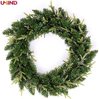 China Fire Retardant Is Available Outdoor Luxury Green Christmas Artificial Flowers Braids 50cm Pre Wholesale Lit Christmas Wreath for sale