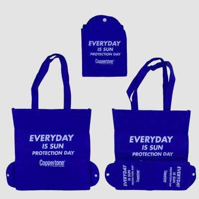 China Hot Fashionable Eco-Friendly Reusable Tote Bag Folding Polyester Nonwoven Foldable Shopping Bag Tote Sale Bag for sale