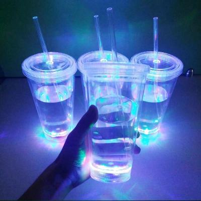 China Viable Color Changing Double Wall Plastic Tumbler With Lid Straw 160z 500mL Party Bar Drinkware LED Light Cup Instant Cup Mugs for sale