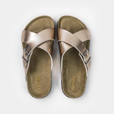 China Talla 9 para mujer de los resbaladores de la correa de cuero, EVA Sole Adjustable Slides Womens en venta