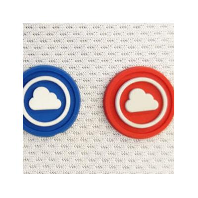 China Sustainable High Quality Garment Label Silica Gel Customized Logo Clothing Label Rubber Silicone Patches For Clothing for sale