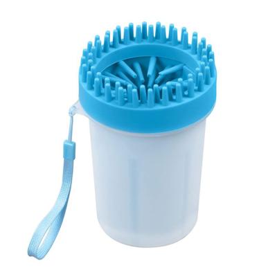 China NEW DESIGN Portable Stocked Dogs Cats Paws Paw Remover Feet Seal Cup with Grooming Brush Silicone for sale