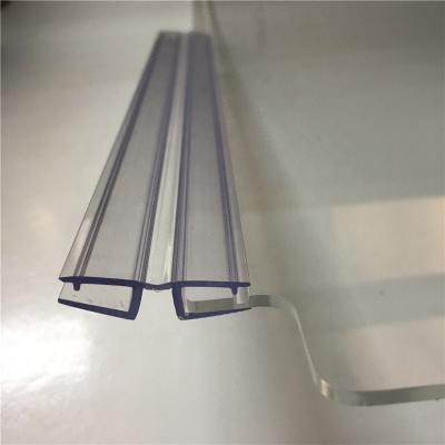 China Modern Clear Plastic Living Hinge for sale