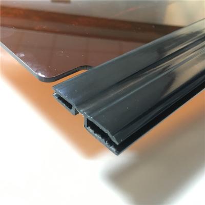 China Modern Plastic Living Hinge For Acrylic Panel for sale