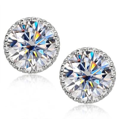 China 2021 Hot Sale Romantic / Luxury Jewelry 925 Silver Pure 18K White Gold Moissanite Stud Earrings for sale