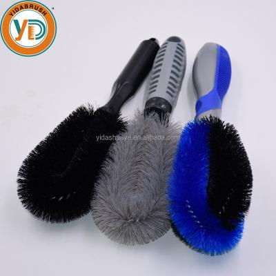 China Durable Alloy Wheel Car Rim Scrubber Cleaning Brush for sale