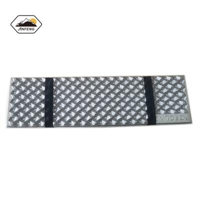 China Outdoor Camping Increasing Travel XPE Closed Cell Foam Egg Nest Film Folding Aluminum Silver Sleeping Mat for sale