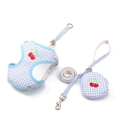 China Traction Green Cat Harness Chest Strap Snack Bag Cat Traction Rope Adjustable Walking Cat Rope pet harness leash for sale