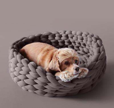 China Cesta Cat Nest Cozy Cuddler tecida macia morna de Lucky Monet Cotton Knitted Cat Bed à venda