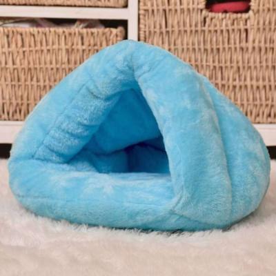 Cina I semi caldi dell'inverno della Camera di Cat Bed Dog House Pet del triangolo hanno chiuso i rifornimenti dell'animale domestico delle pantofole in vendita