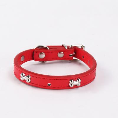 China 22g cuellos Cat Collar ajustable del entrenamiento del animal doméstico de la PU los 31x2cm en venta