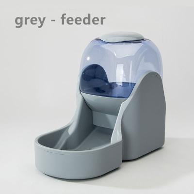 China Automatische Wasserspender-Versorgungen Hunderaum-Wasserspender-Haustier-automatische Zufuhr-Cat Water Dispenser Dog Bowls zu verkaufen