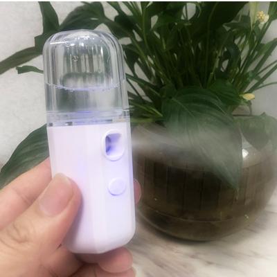 China 2020 Mini Moisturizer Face Moisturizing Electric Nano Sprayer Spray Humidifier for sale