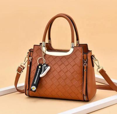 China Luxury Haoen New Trendy Fashion Wholesale Price Sac A Main Femme Crossbody Bag Custom Logo Handbag Bags For Woman for sale