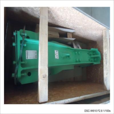 China Factory sale of high quality and high efficiency various Montabert made in France imported hydraulic M900 breaker for sale