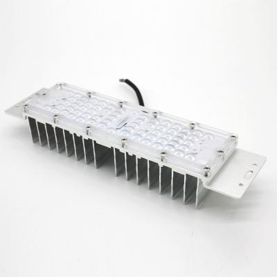 China Sports Stadiums 94-0V DC48V LED Gate Module IP67 20/40/60/90/151x81-TPII-S Degree CB Lighting for sale