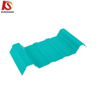 China Tejas de PVC de plástico duradero con vida útil en UPVC 900mm-1360mm en venta