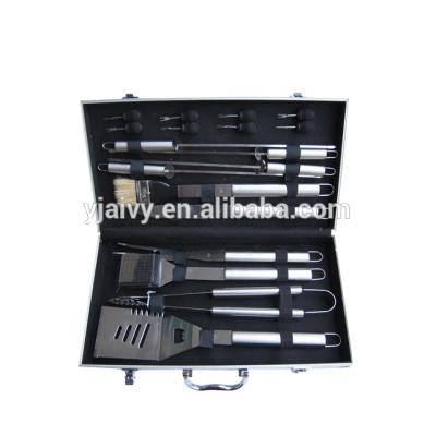 China Easily Cleaned Simple Aluminum Case 19pcs Gift Barbecue Grill Tool Kit for sale