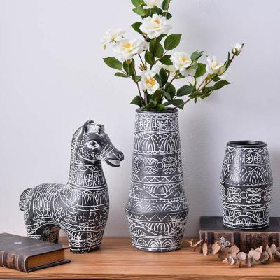 China eco-friendly & Retro Black Ceramic Pony Durable Bohemian Decorative Ornaments Living Room Home Style Vase Flower Container Set Wholesale for sale