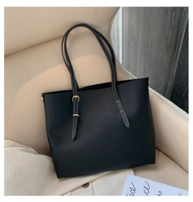 China Sandro Solid Women Bags Large Capacity PU Handbags Large Leather Handbag For Ladies for sale