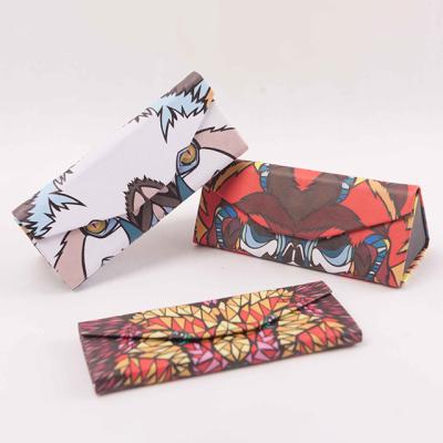 China Best Selling Lightweight Folding Triangle Glass Handmade Foldable Magnetic Hard Case for sale