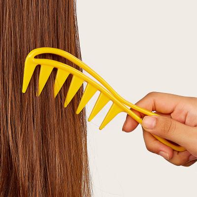 China For commercial hot sale wide teeth comb wholesale anti-static salon cutting hollow hairdressing fish teeth comb for sale