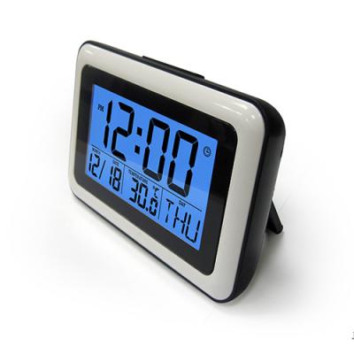 China Files Chinese Manufacturer USB Charger Desktop Clocks Small Calendar Temperature Display Smart Table LED Alarm Digital Clock for sale