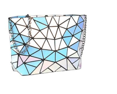 China Logomram shoulder bag with chain strap and holographic for hardware, fashion style for women for sale