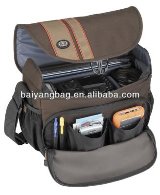 China Nylon Messenger Bag for Digital Camera for sale