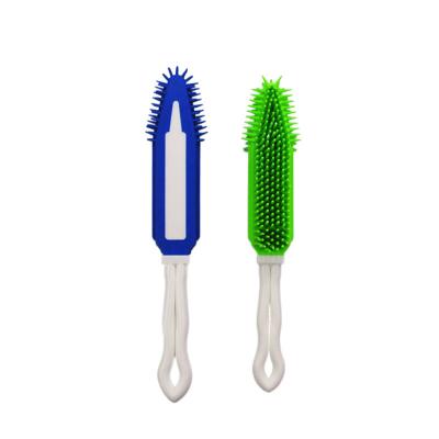 China Plastic Dog Cat Massage Shower Bath Brush Comb Pet Horse Handheld Brush Viable Cleaning Tool for sale