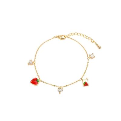 China Korean Simple ALLOY Strawberry Bracelet Sweet Cute Heart-shaped Crystal Fruit Bracelet With Gold Chain for sale