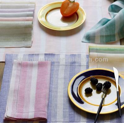 China Disposable 100% Quality Custom Cotton Hotel Embroidery Day Table Low Price Guaranteed Towels for sale