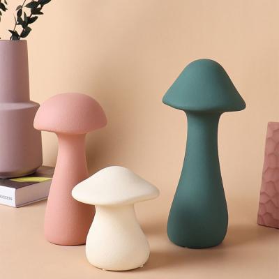 China Ceramic Modern Mushroom Art Craft Tbale Decor Ornaments Accessories Decoration Home Gifts for sale