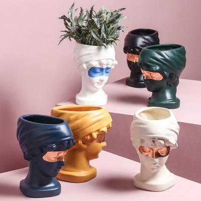 China Home Ministry Ceramic Vases Decoration Flower Statue Vase Face Shaped Modern Ceramic Main Face Pots for sale